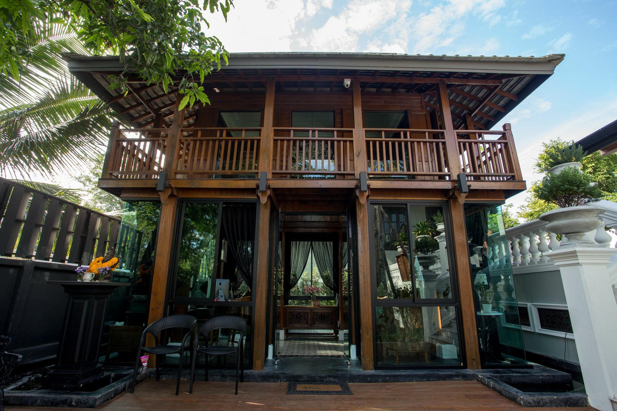 V Heritage Villa Chiang Mai Exterior photo